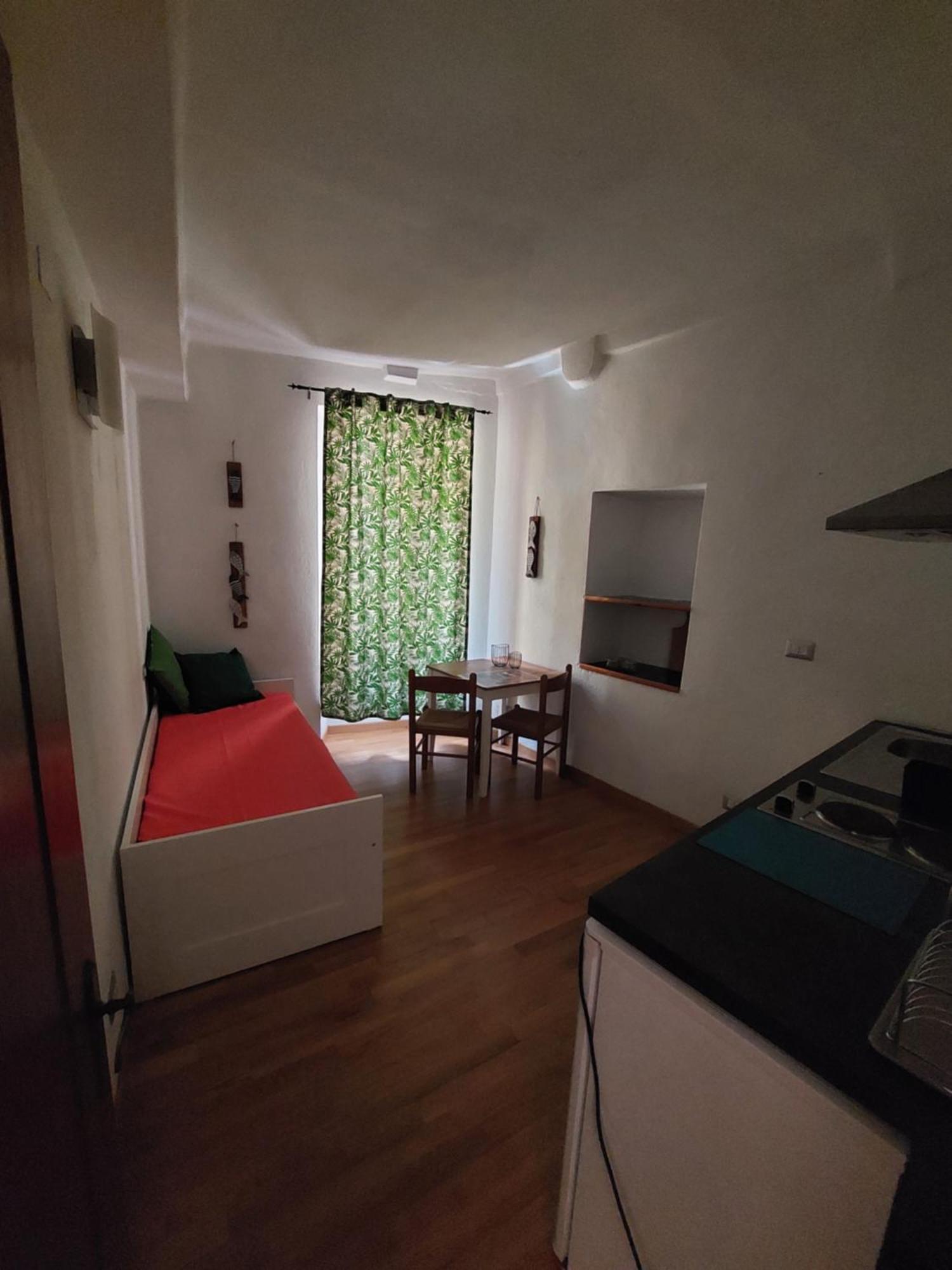 Mariasole Rooms 韦尔纳扎 外观 照片